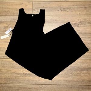 The garment is made with Peruvian Prima Cotton...... Brand New with Tags